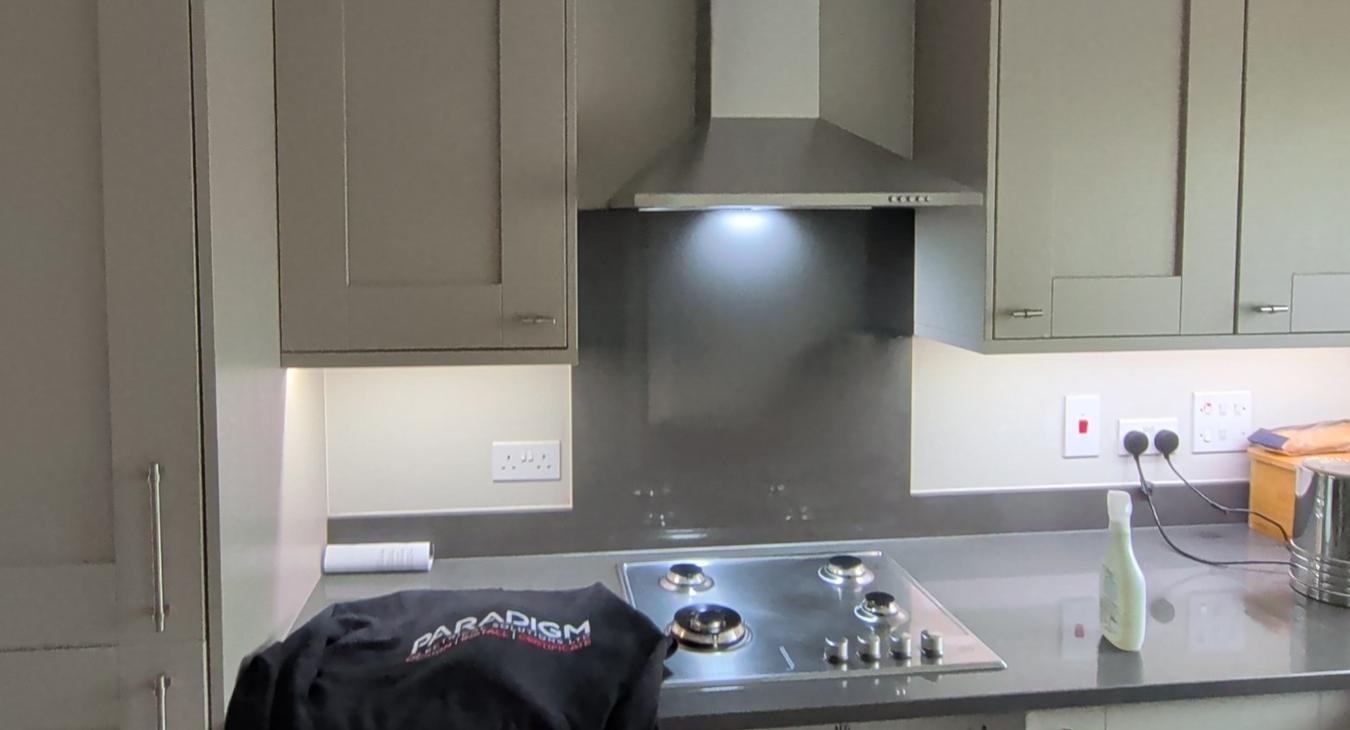 New extractor hood installation